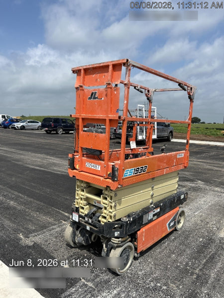 2022 JLG ES1932