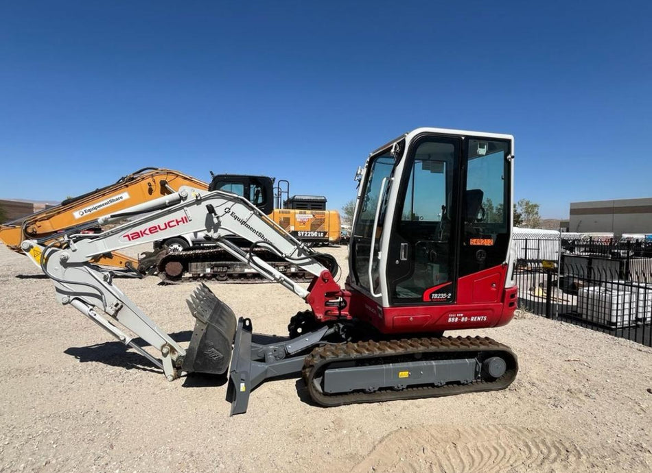 2025 TAKEUCHI TB235-2CR