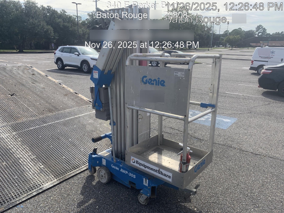 2019 GENIE AWP-30S
