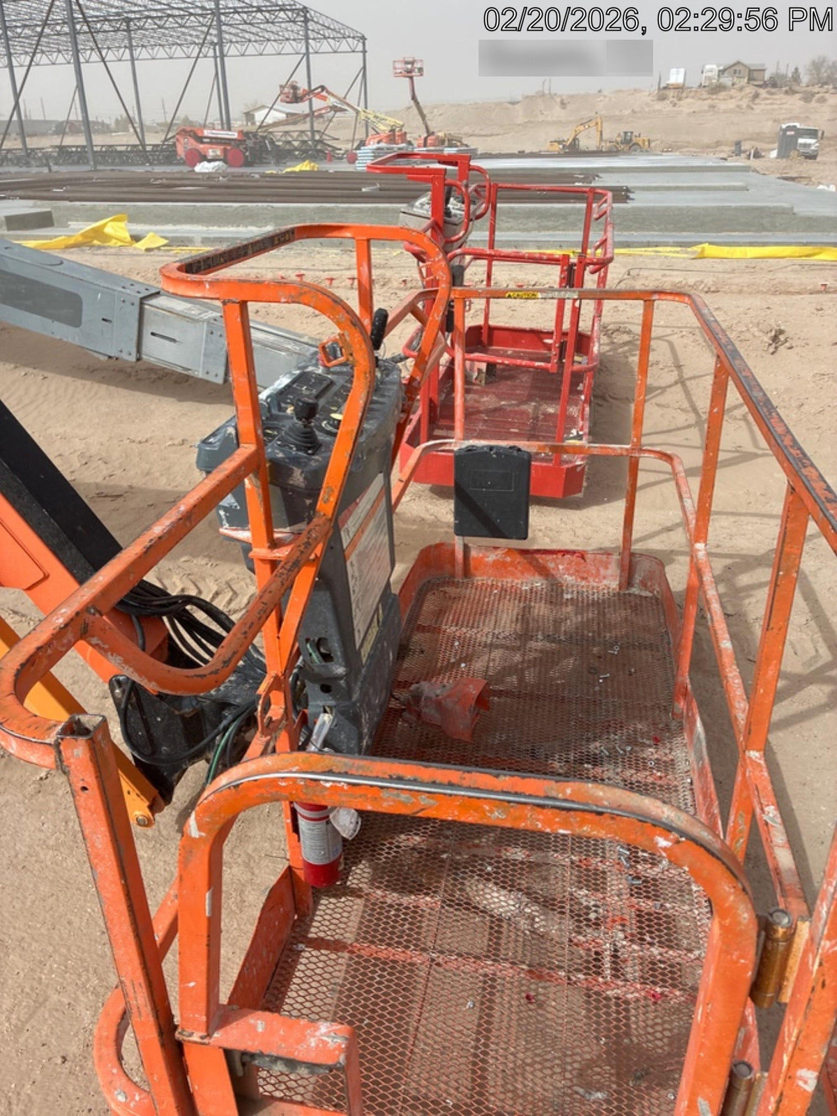 2017 JLG 660SJ