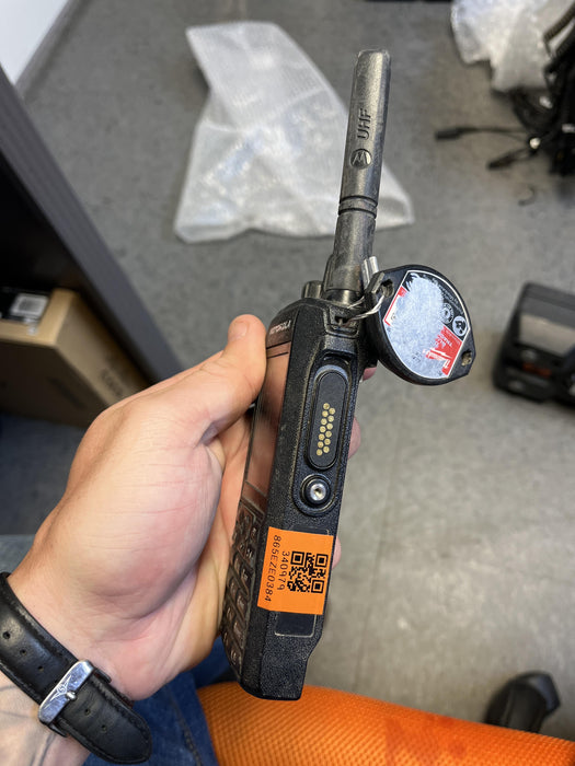 2023 MOTOROLA R7 DISPLAY