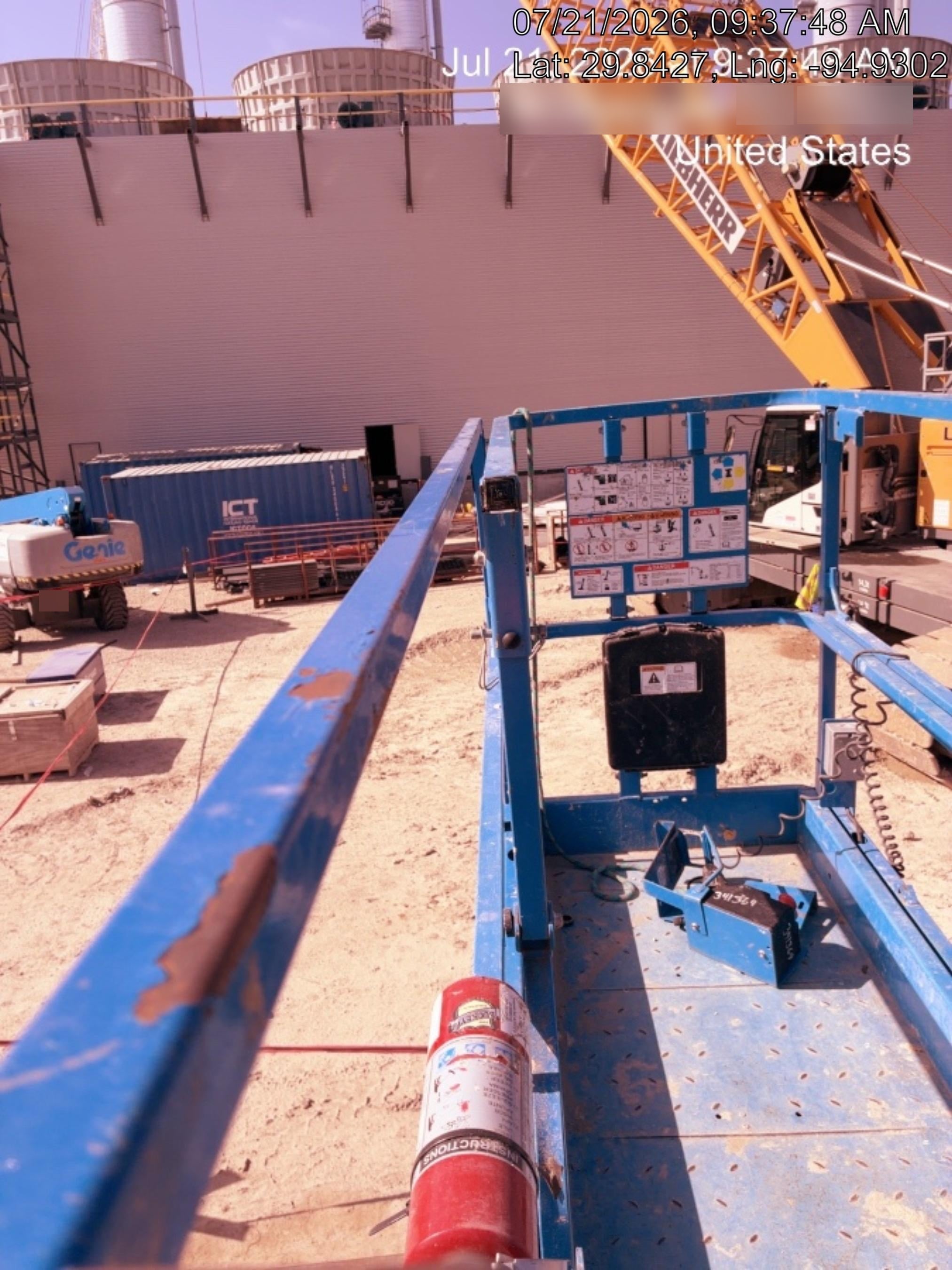 2023 GENIE GS-3232