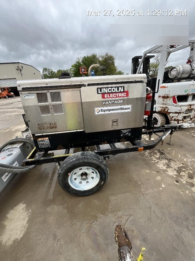 2019 Lincoln Electric Vantage 322 Welder Ready-Pak 3, Two wheel trailer, Fender and Light kit, Cable Rack