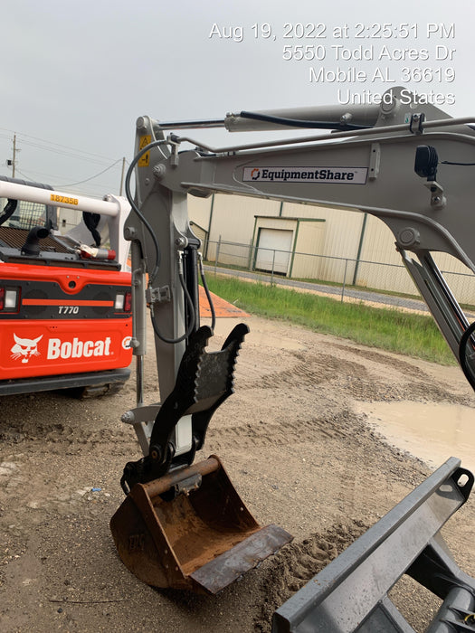 2022 TAKEUCHI TB235-2R