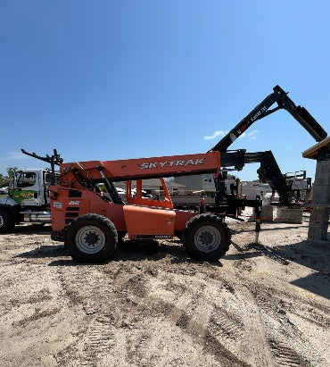 2017 SKYTRAK 6042