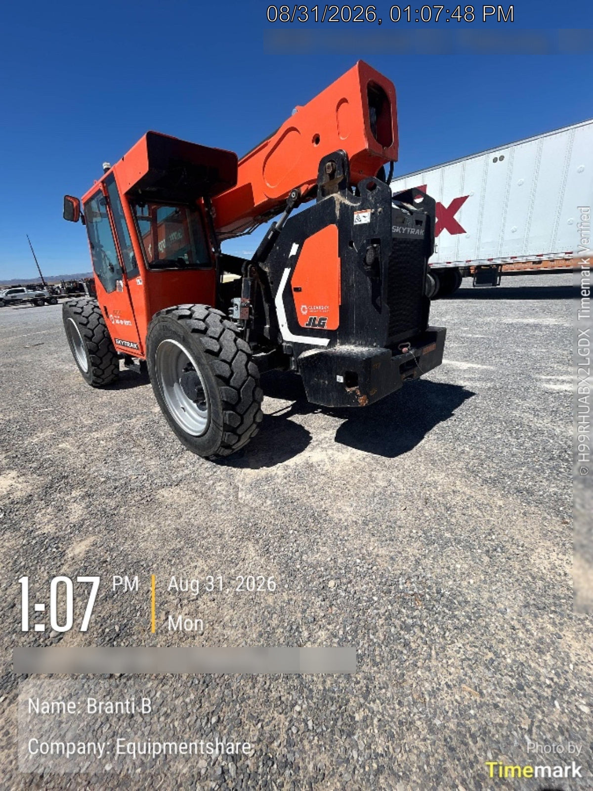 2024 SKYTRAK 8042