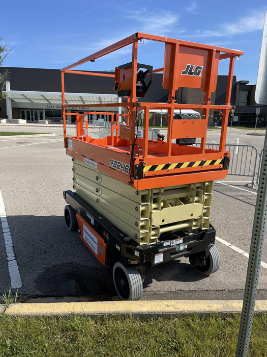 2021 JLG R3246
