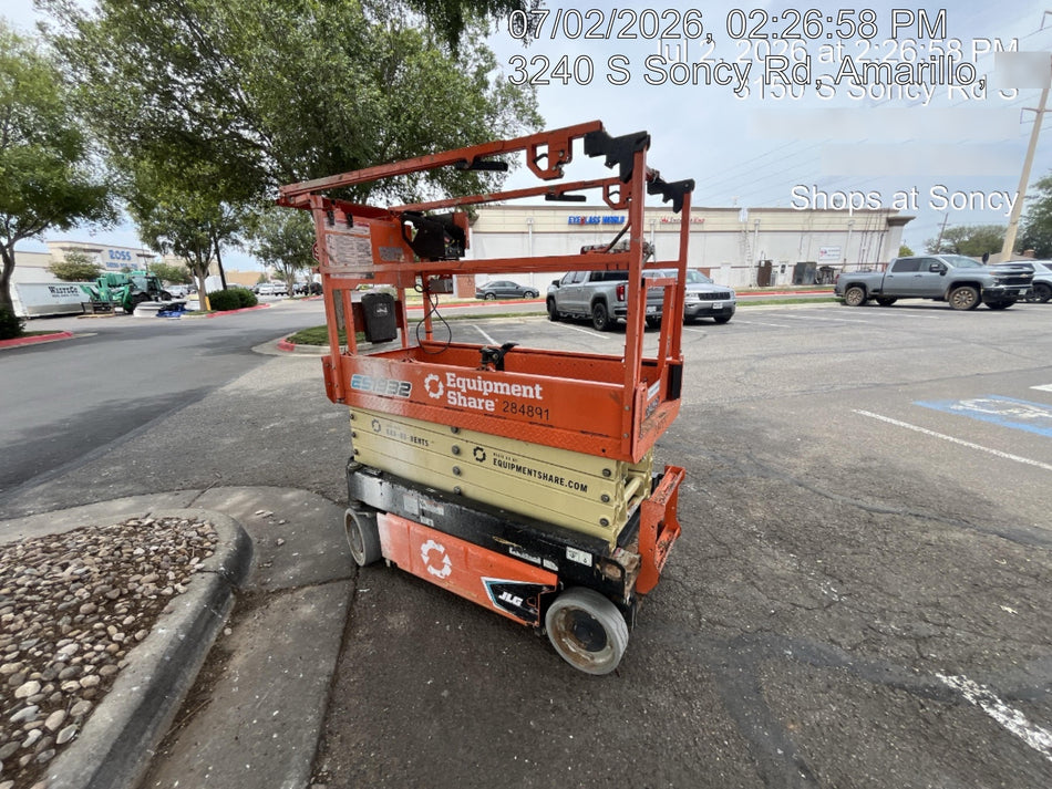 2022 JLG ES1932