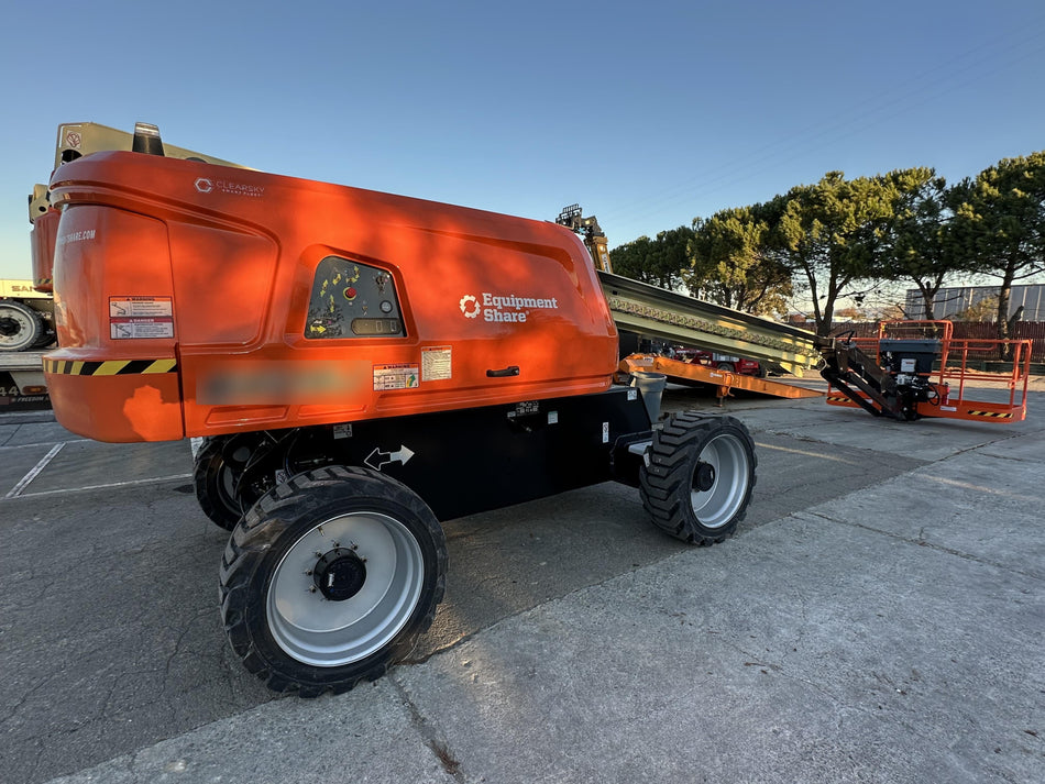 2024 JLG 660SJ
