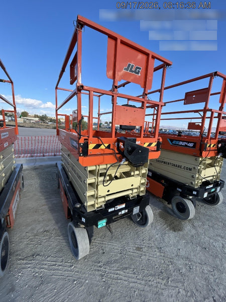 2025 JLG ES3246