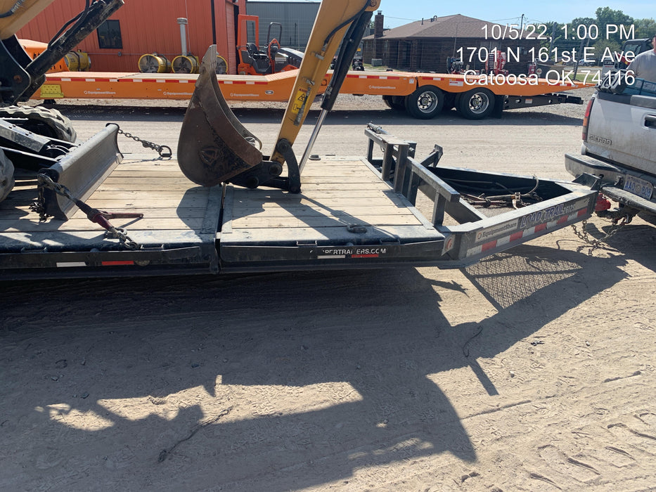 2019 LOADTRAIL Tilt-Deck Rental Trailer