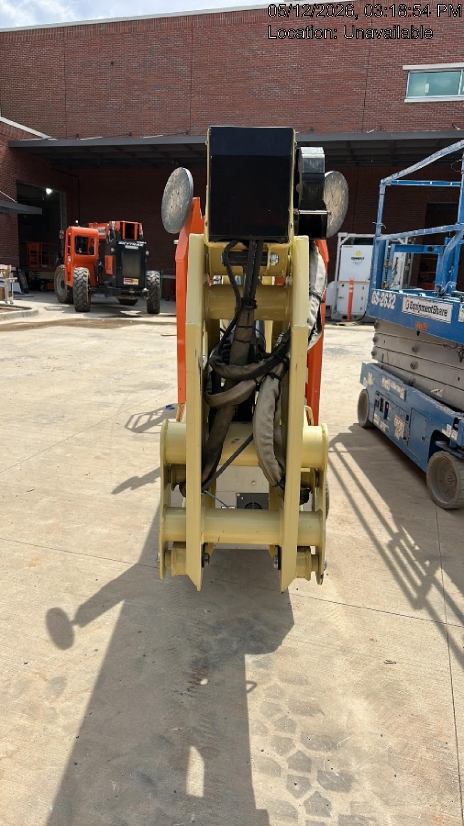 2021 JLG X600AJ