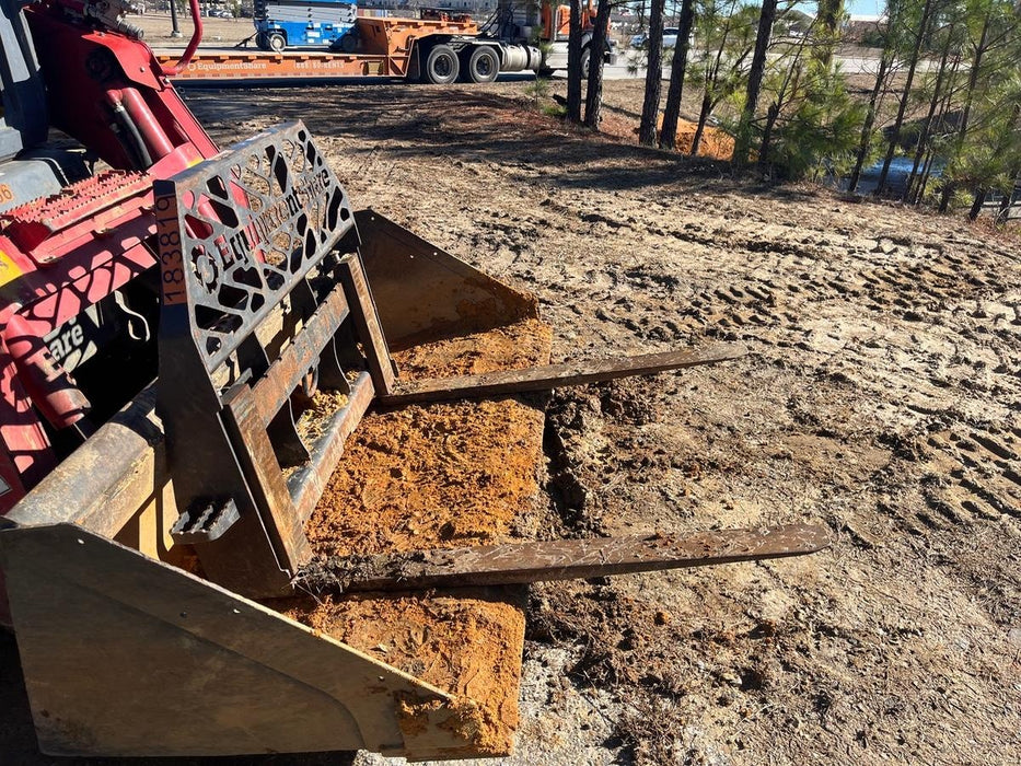 2021 PALADIN 48" Pallet Forks - Paladin