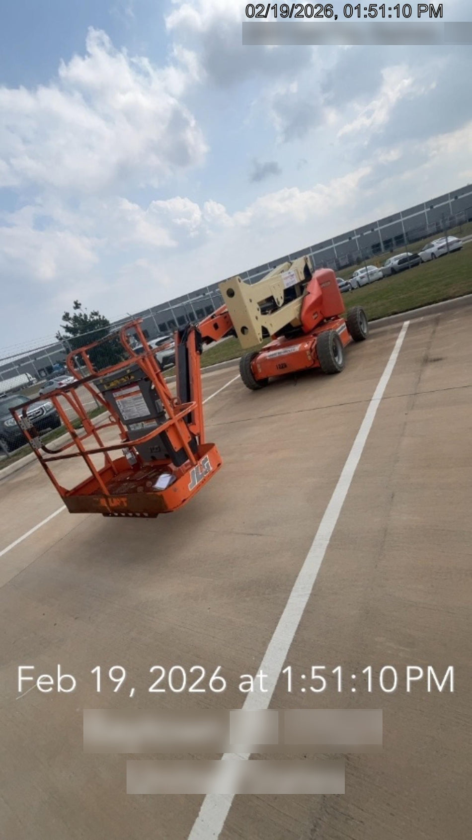 2016 JLG E450AJ