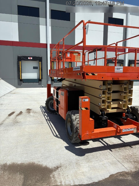 2020 JLG 430LRT