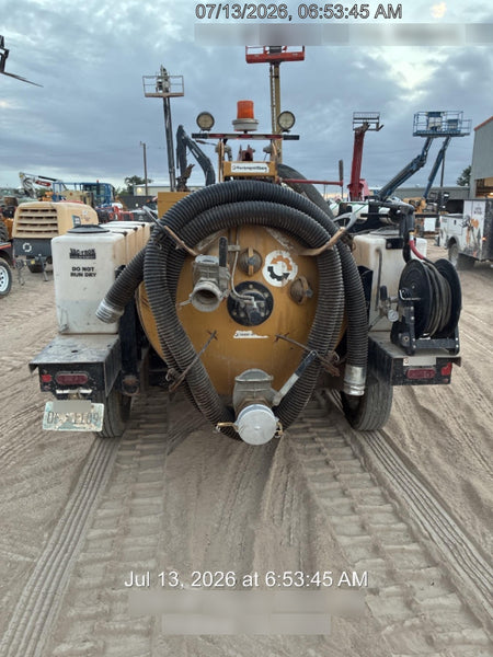2021 Vac-Tron LP573XDT T4 Koehler Diesel Engine, 500 Gallon Debris Tank, x2 100 Gallon Water Tanks
