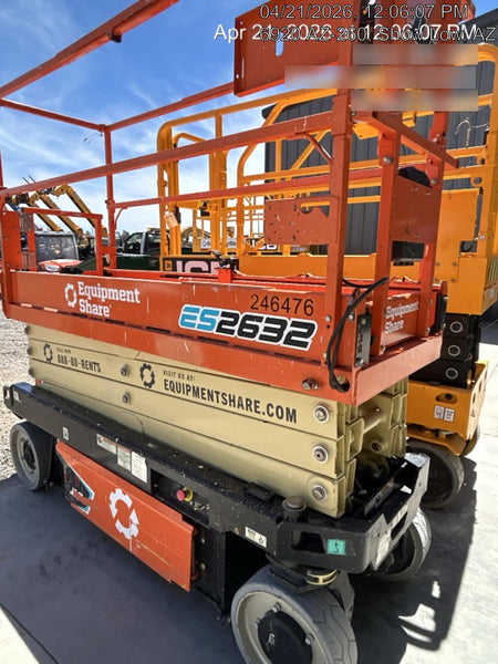 2022 JLG ES2632