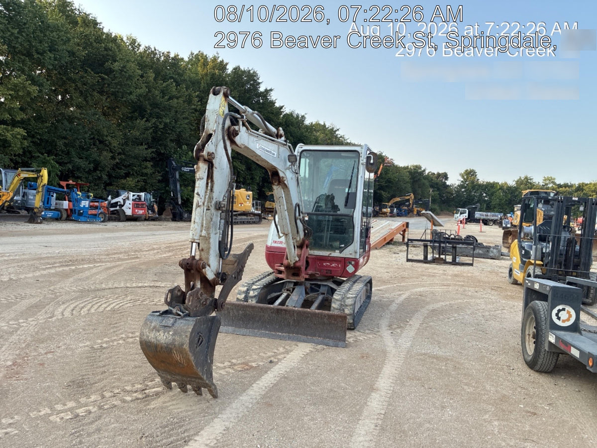 2020 TAKEUCHI TB-235-2CR