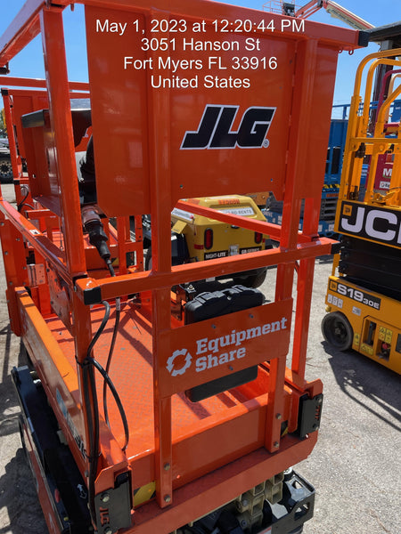 2022 JLG ES1330L