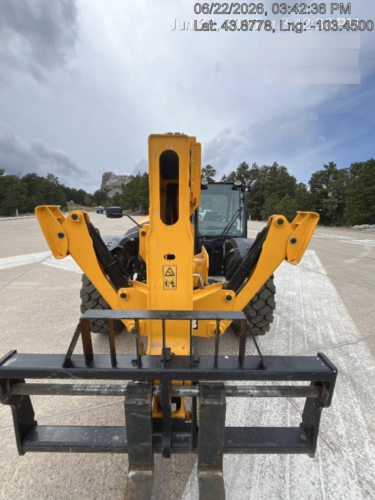 2025 JCB 510-56