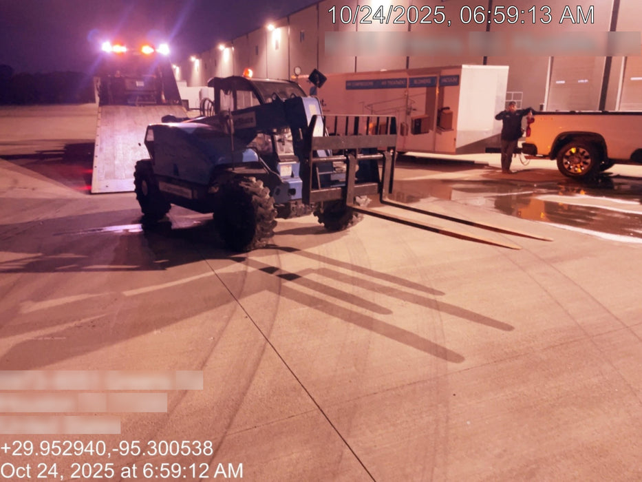 2019 Genie GTH-5519 Cab/Heat/AC, Solid RT Tires, LED Work Lights, Beacon 48" Carriage, 48" Forks