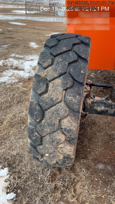 2020 Skytrak 8042 74 Hp, FF Tires, Work Lights, Beacon, Aux Hydraulics, Back up Alarm, Lifting Eye, ES Decals