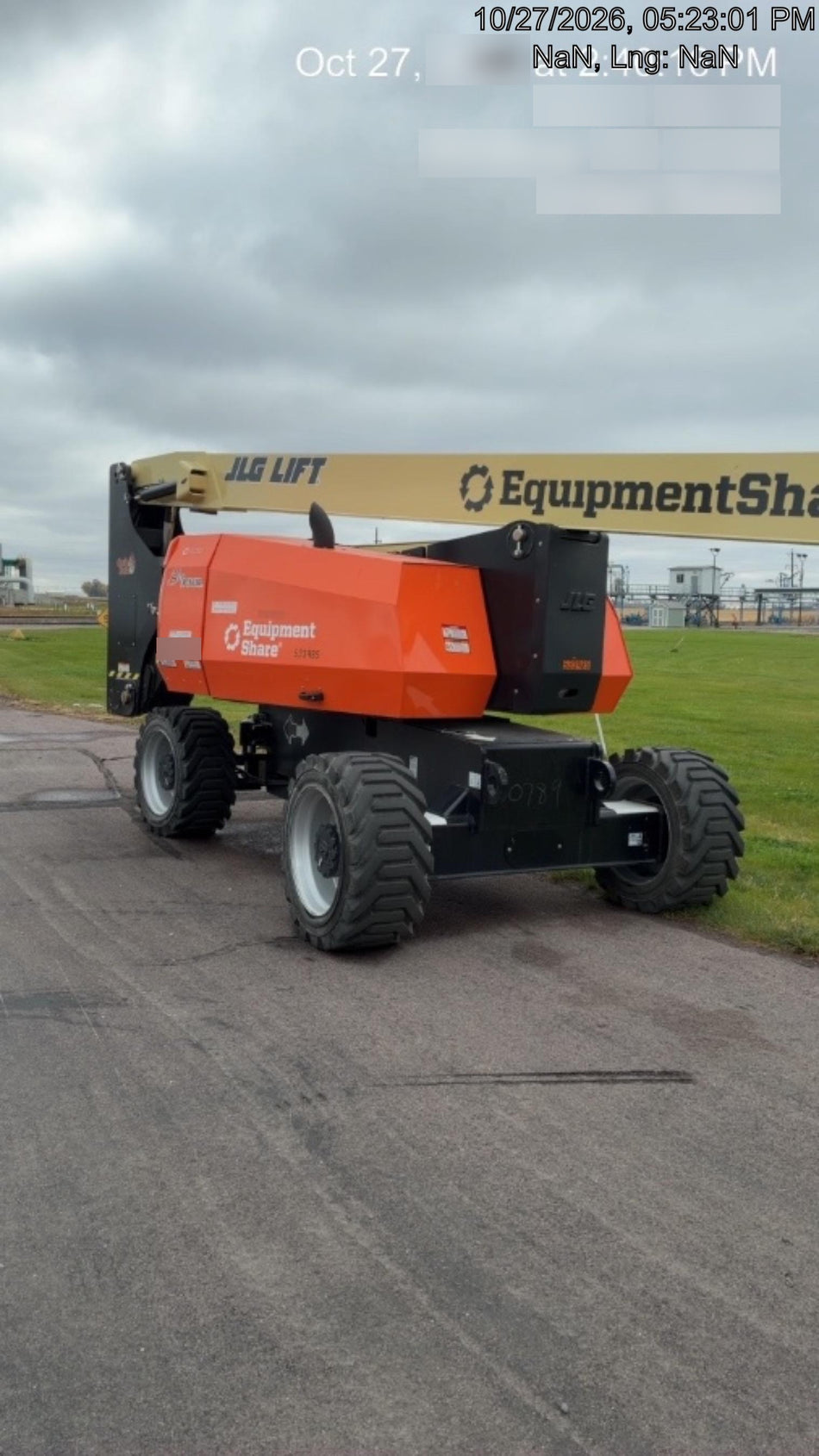 2025 JLG 800AJ
