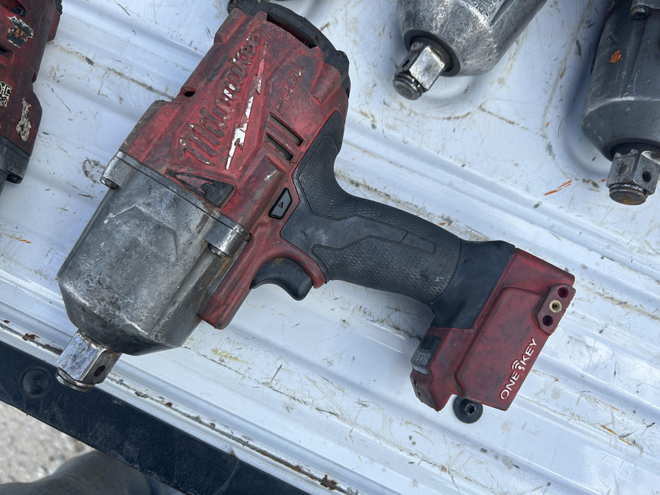 2024 MILWAUKEE 2864-20