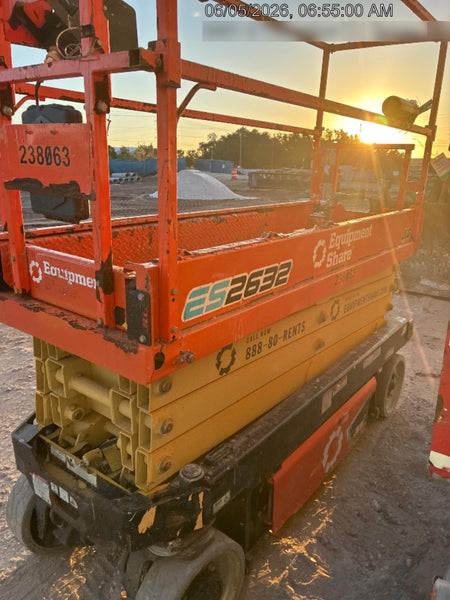 2022 JLG ES2632