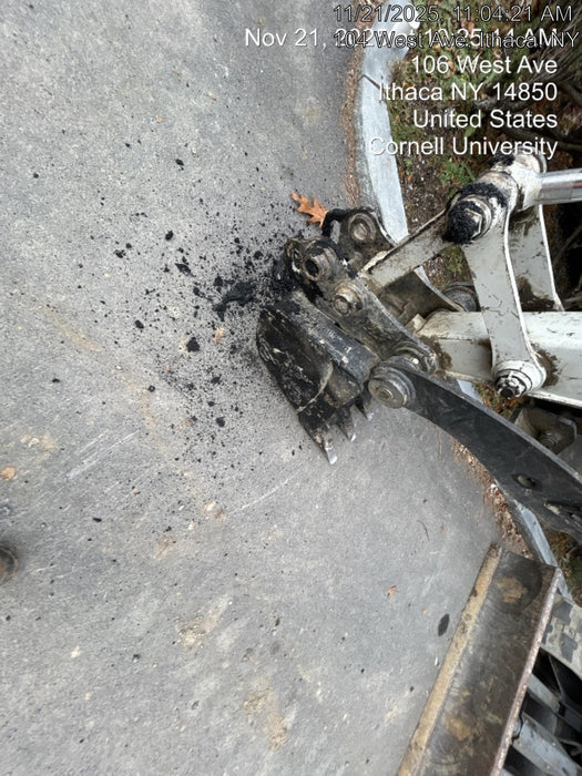 2025 TAKEUCHI 18" HD Bucket - Takeuchi