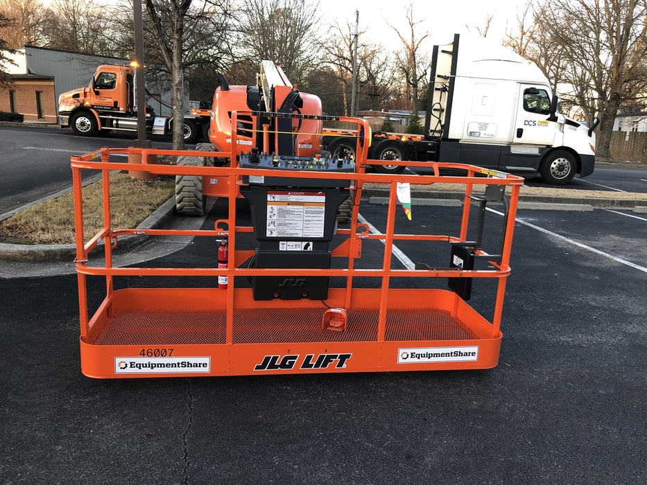 2019 JLG 600AJ