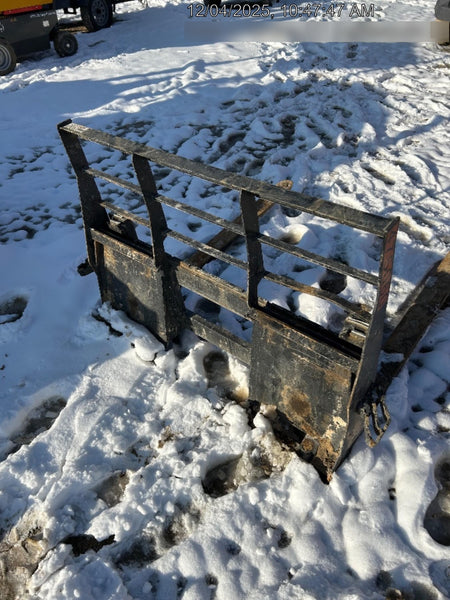 2024 ARROW MATERIAL HANDLING 48" Pallet Forks - Arrow