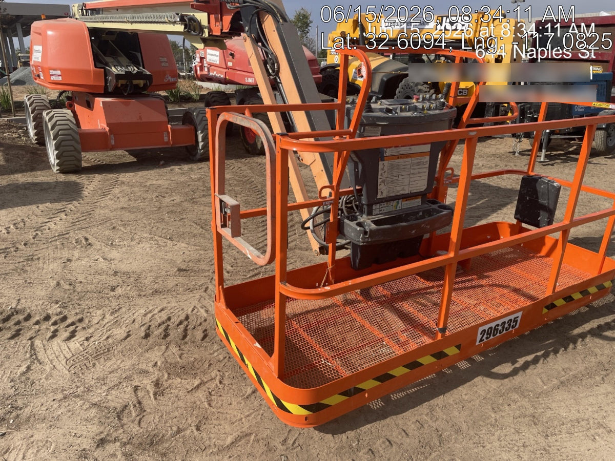 2023 JLG 660SJ