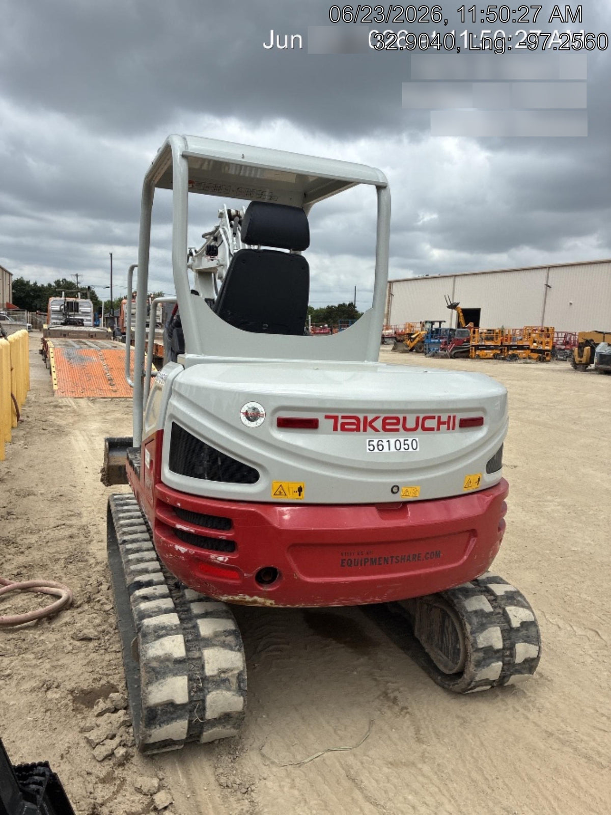 2025 TAKEUCHI TB250-2R