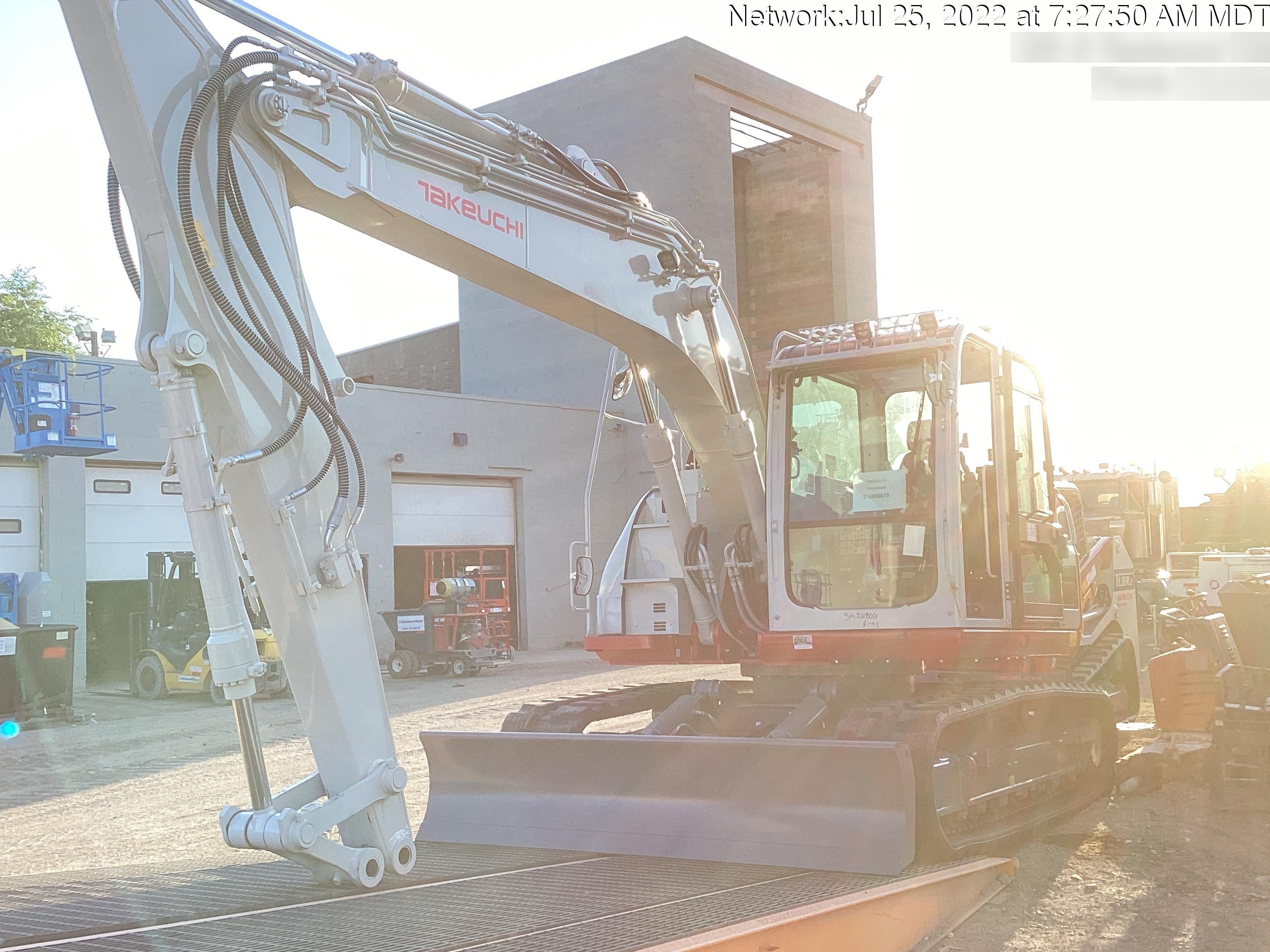 2022 TAKEUCHI TB2150CR