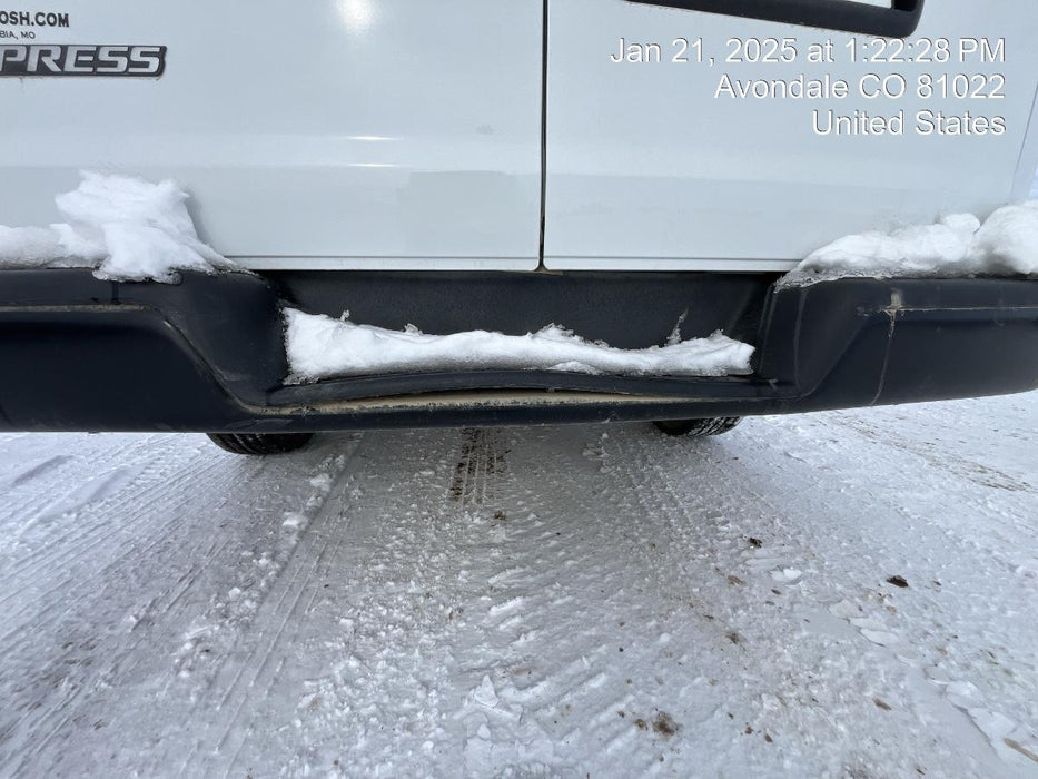 2023 CHEVROLET Express Van - Rental