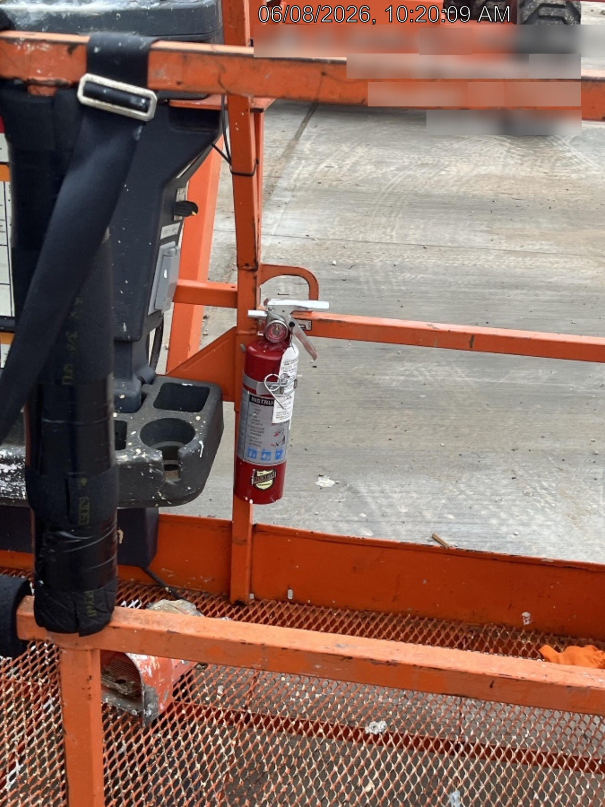 2023 JLG 660SJ