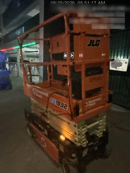 2022 JLG ES1932