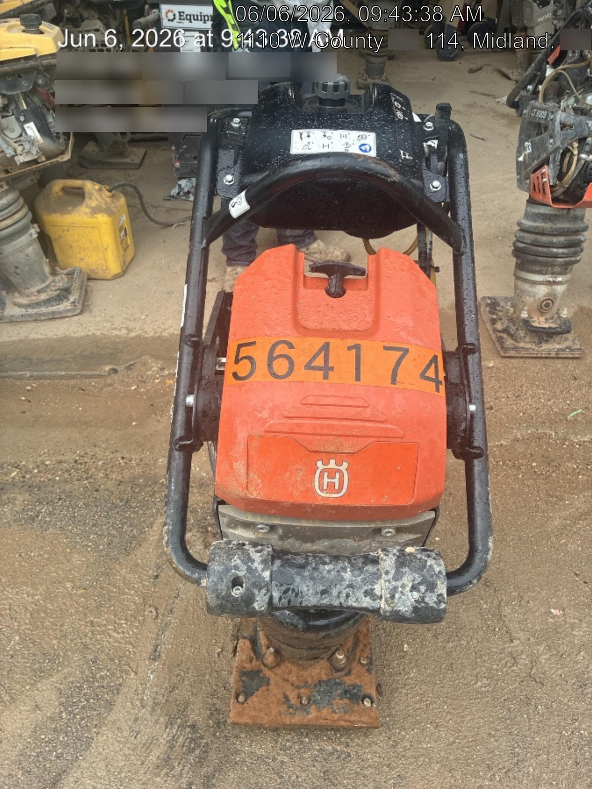 2025 HUSQVARNA LT6005