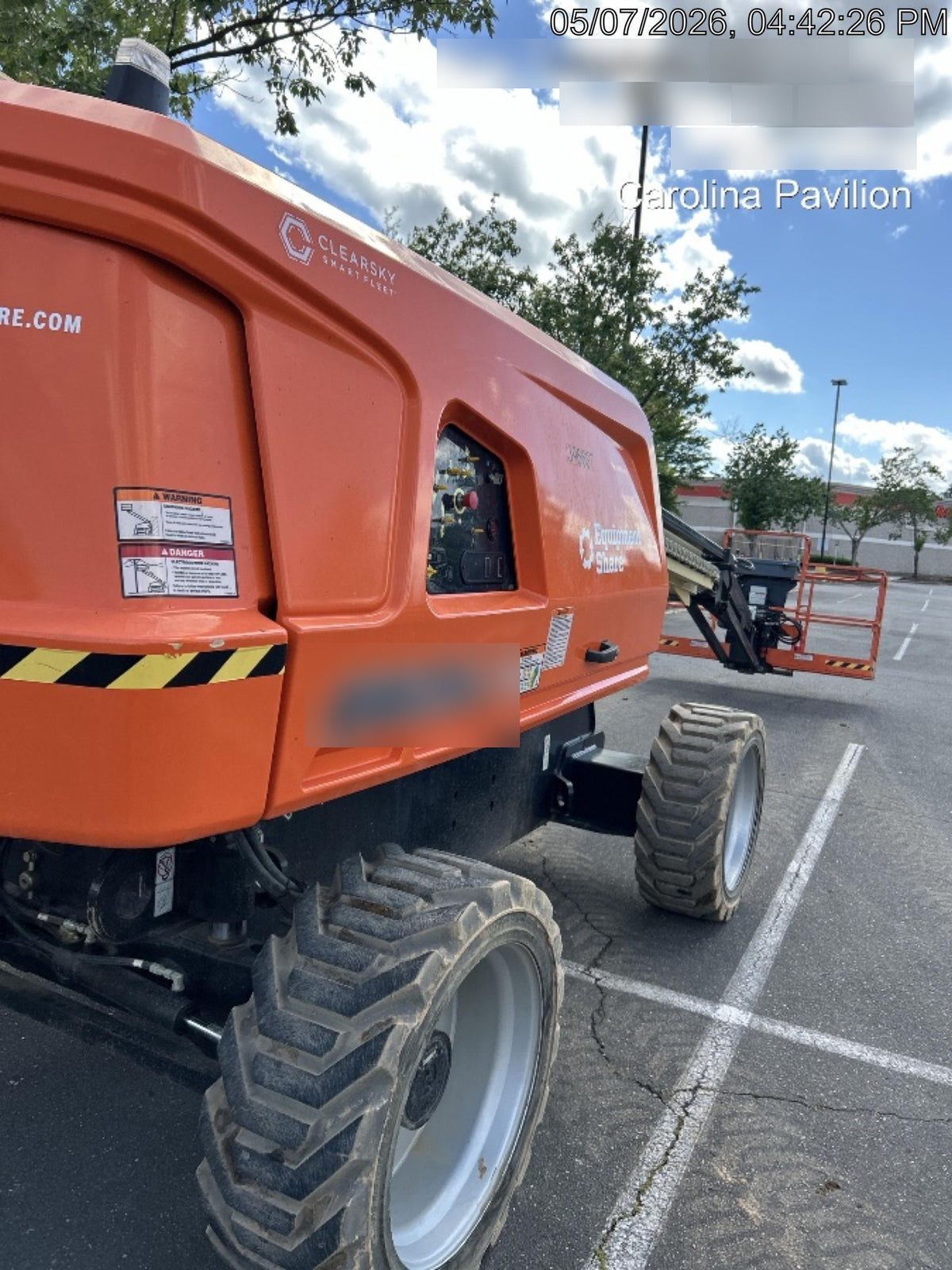 2024 JLG 660SJ