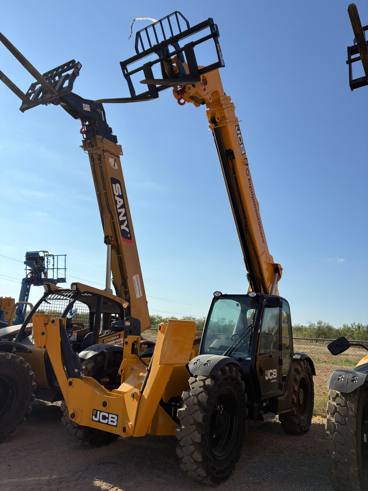 2026 JCB 512-56