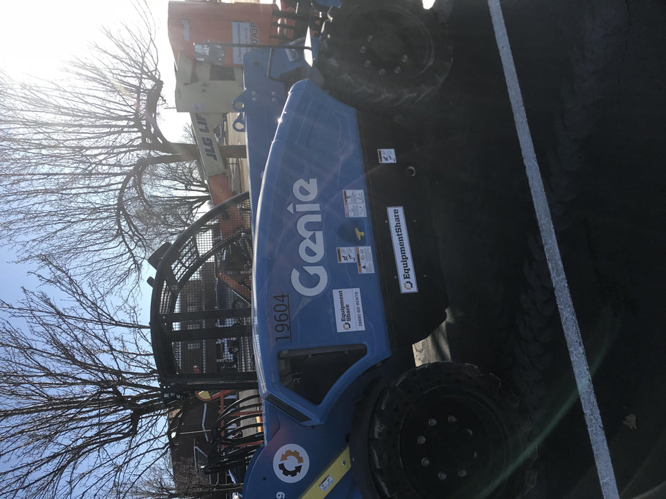 2018 GENIE GTH-5519