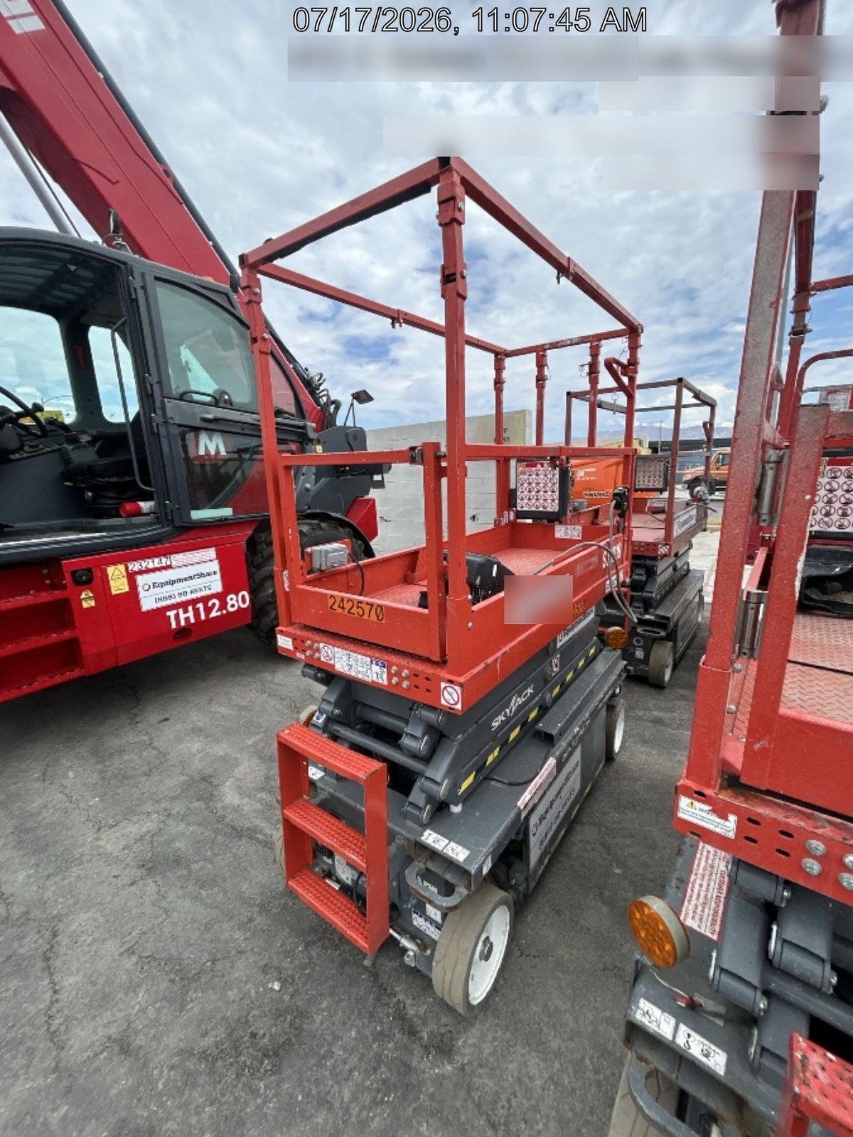 2022 SKYJACK SJ3219