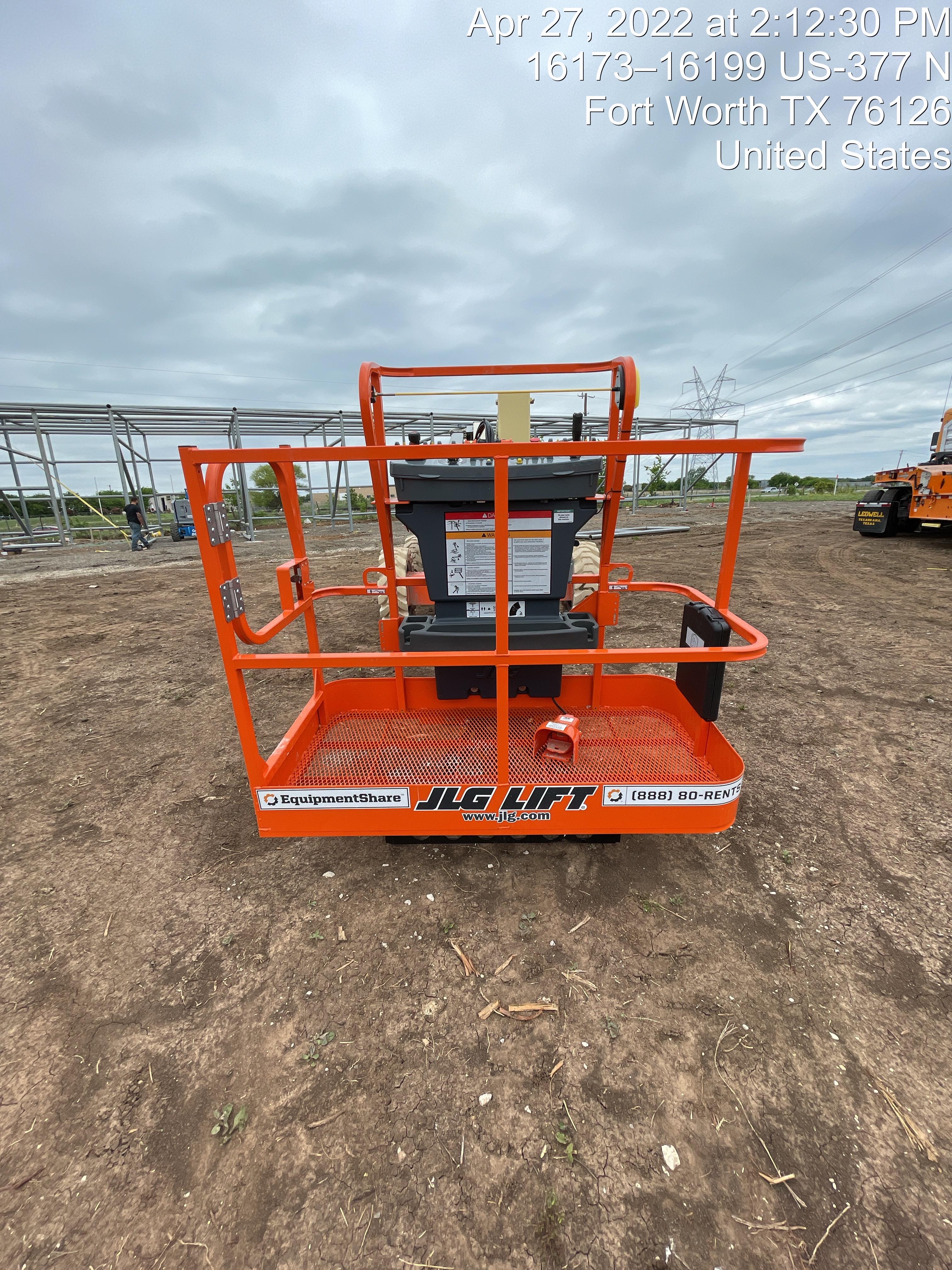 2022 JLG 340AJ