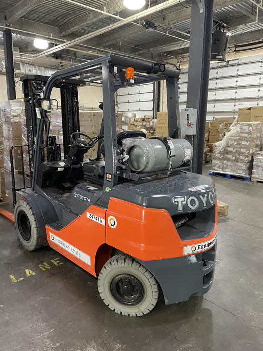 2022 TOYOTA 50-8FGU25