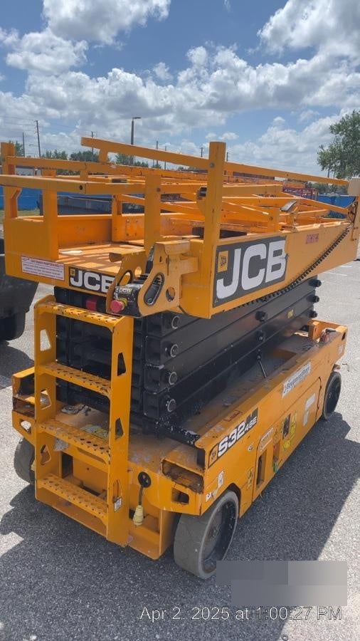 2022 JCB S3246E