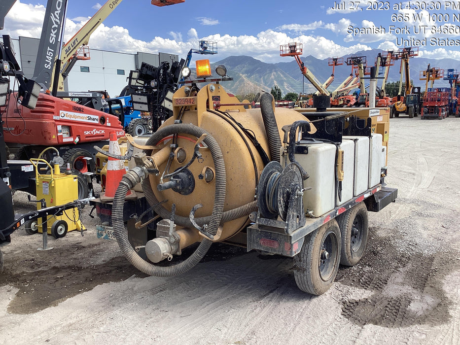 2023 VAC-TRON LP573XDT