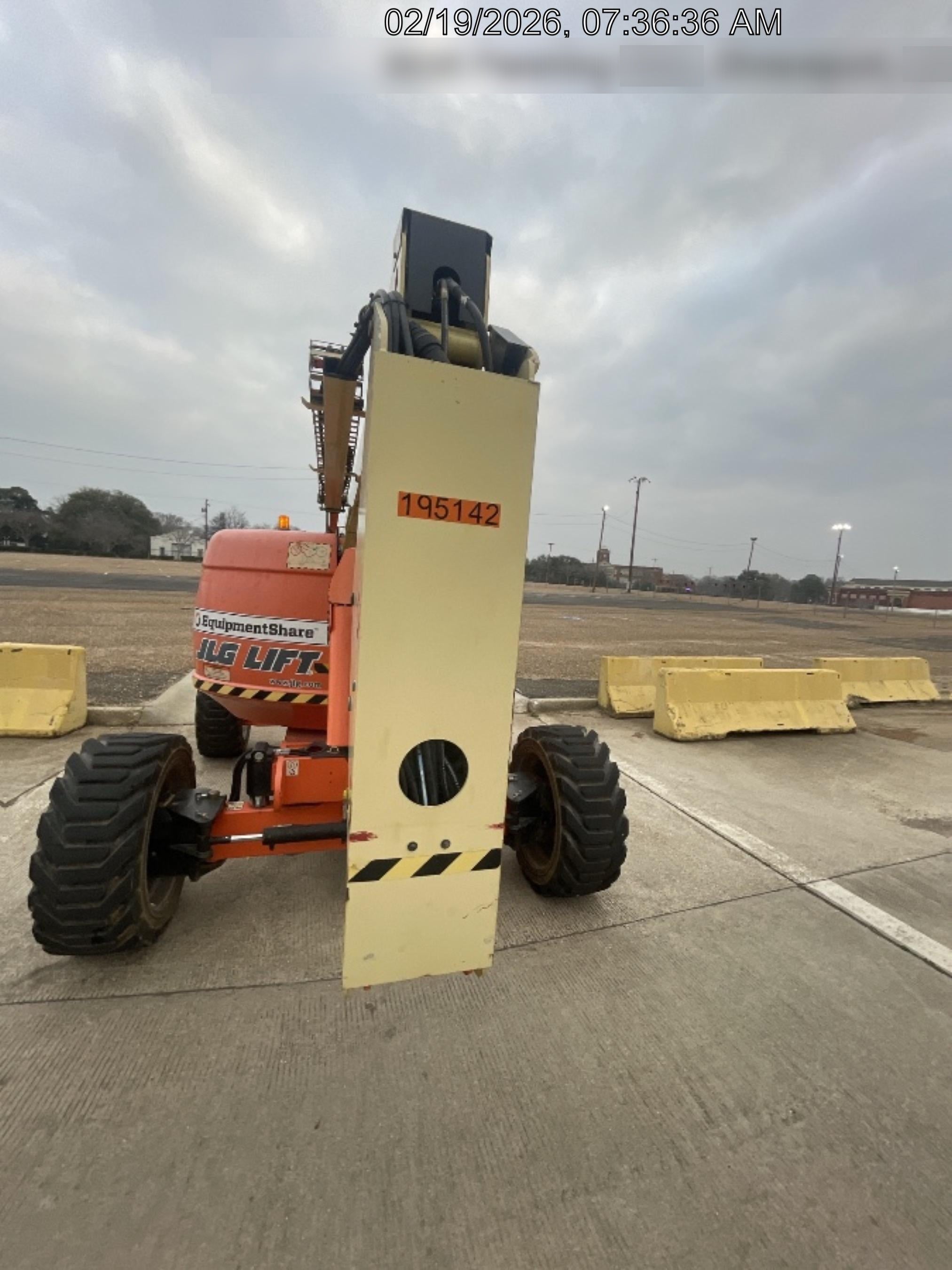 2021 JLG 600AJ