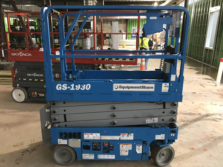 2018 Genie GS-1930 Genie GS-1930 w/Fixed Rail, Chain Entry