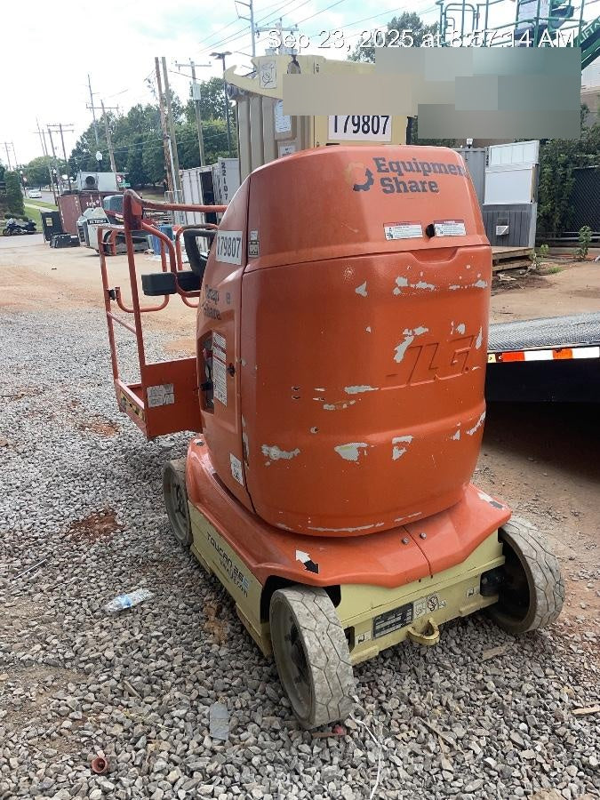 2021 JLG 26E